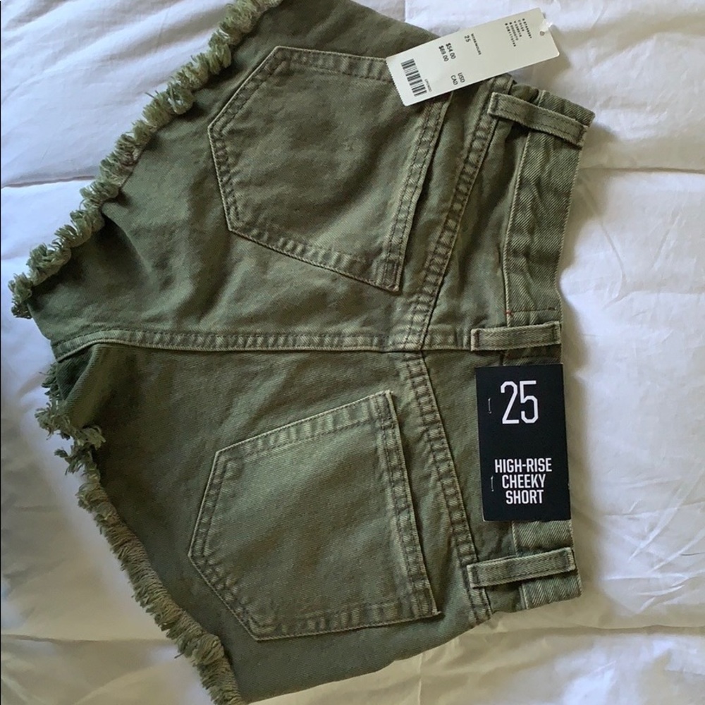 Urban Outfitters - shorts
